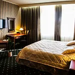 Wellness Golf Hotel Morris Отель 4*