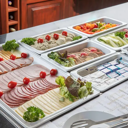 Wellness Golf Morris Hotel 4*