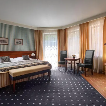 Hotel Wellness Golf Hotel Morris 4*