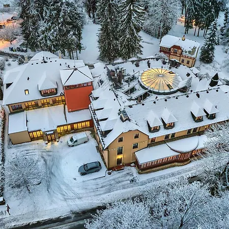 Morris Relax & Wellness Hotel 4*